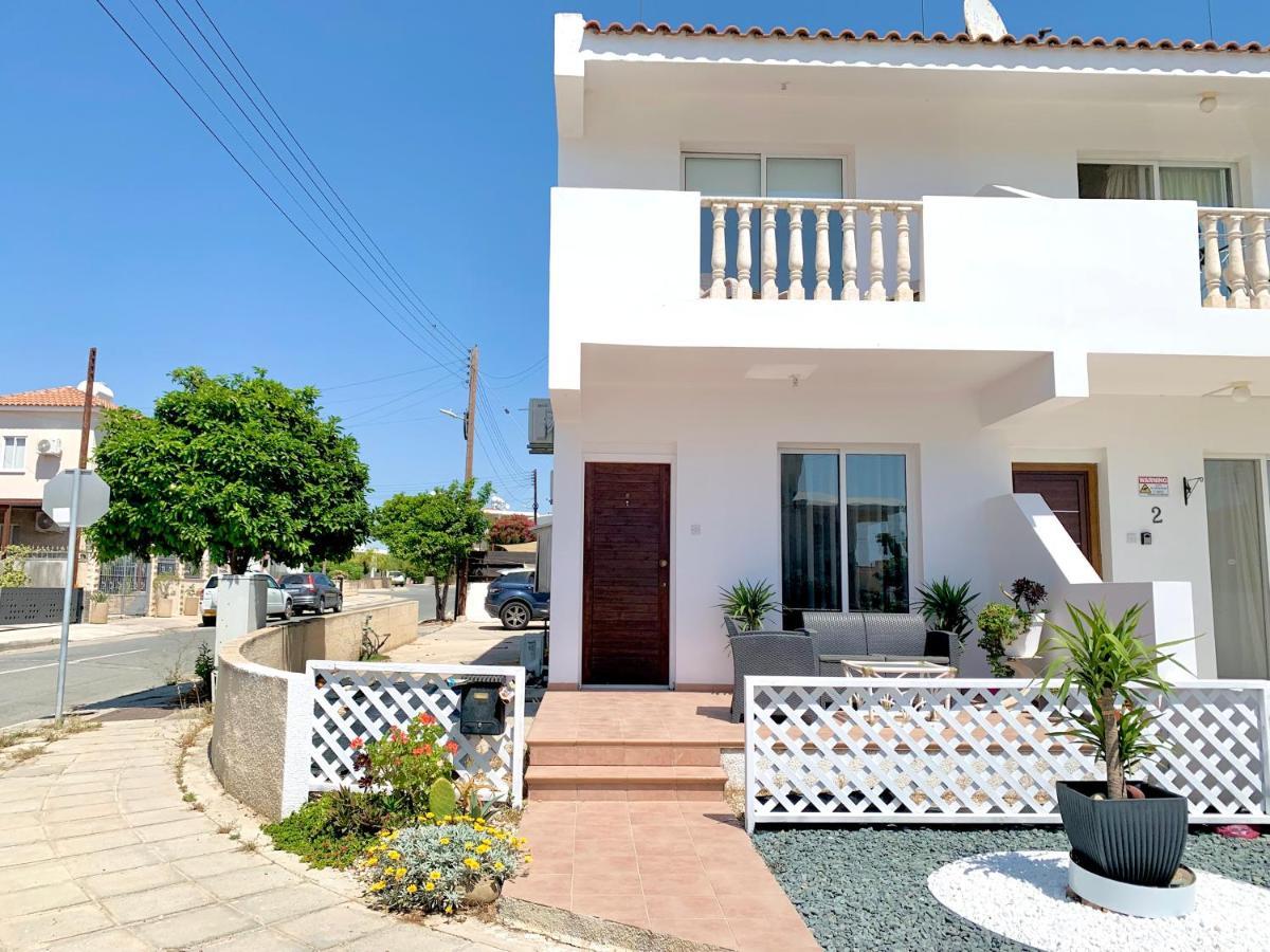 Appartement Diana Townhouse 1 à Paphos Extérieur photo